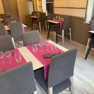 logis auberge du herisson restaurant chaux du dombief 582120